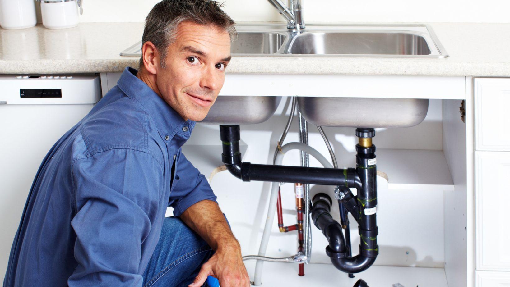 urgent plumber needs, signs you need a plumber, plumbing emergency symptoms, hire plumber immediately, plumbing repair urgent, local plumber services, leak detection plumbing, clogged drain plumber, water heater repair plumber, residential plumbing emergency